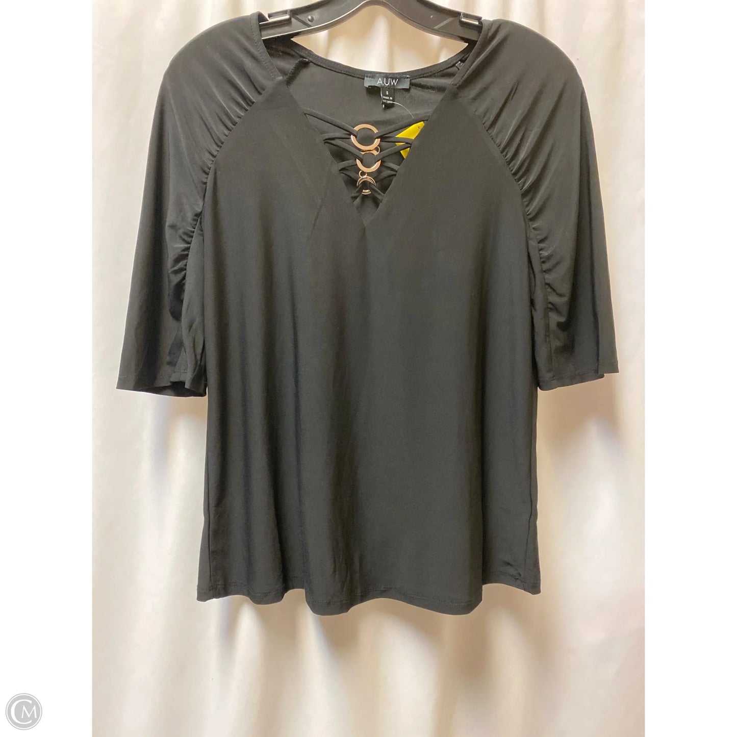 Top Short Sleeve By Auw In Black, Size: S