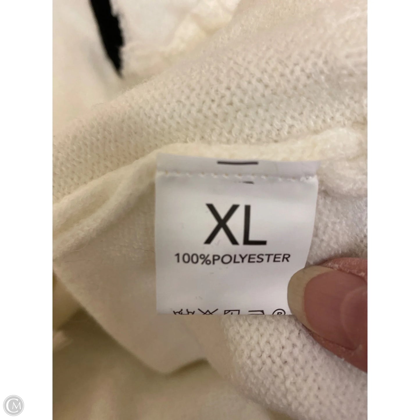Sweater By Clothes Mentor In White, Size: Xl