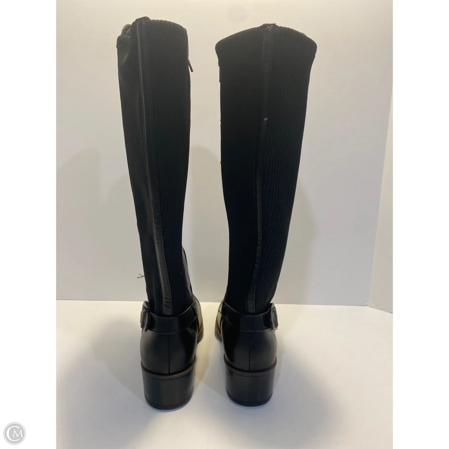 Boots Knee Flats By Bare Traps In Black, Size: 7