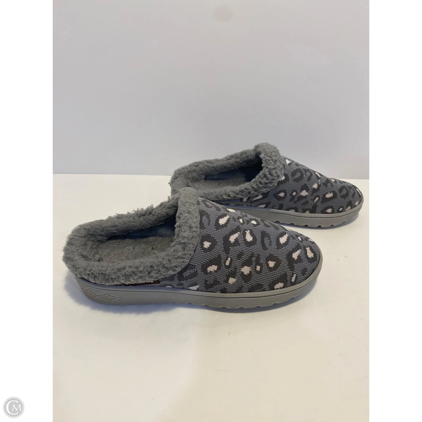 Slippers By Muk Luks In Grey, Size: 5