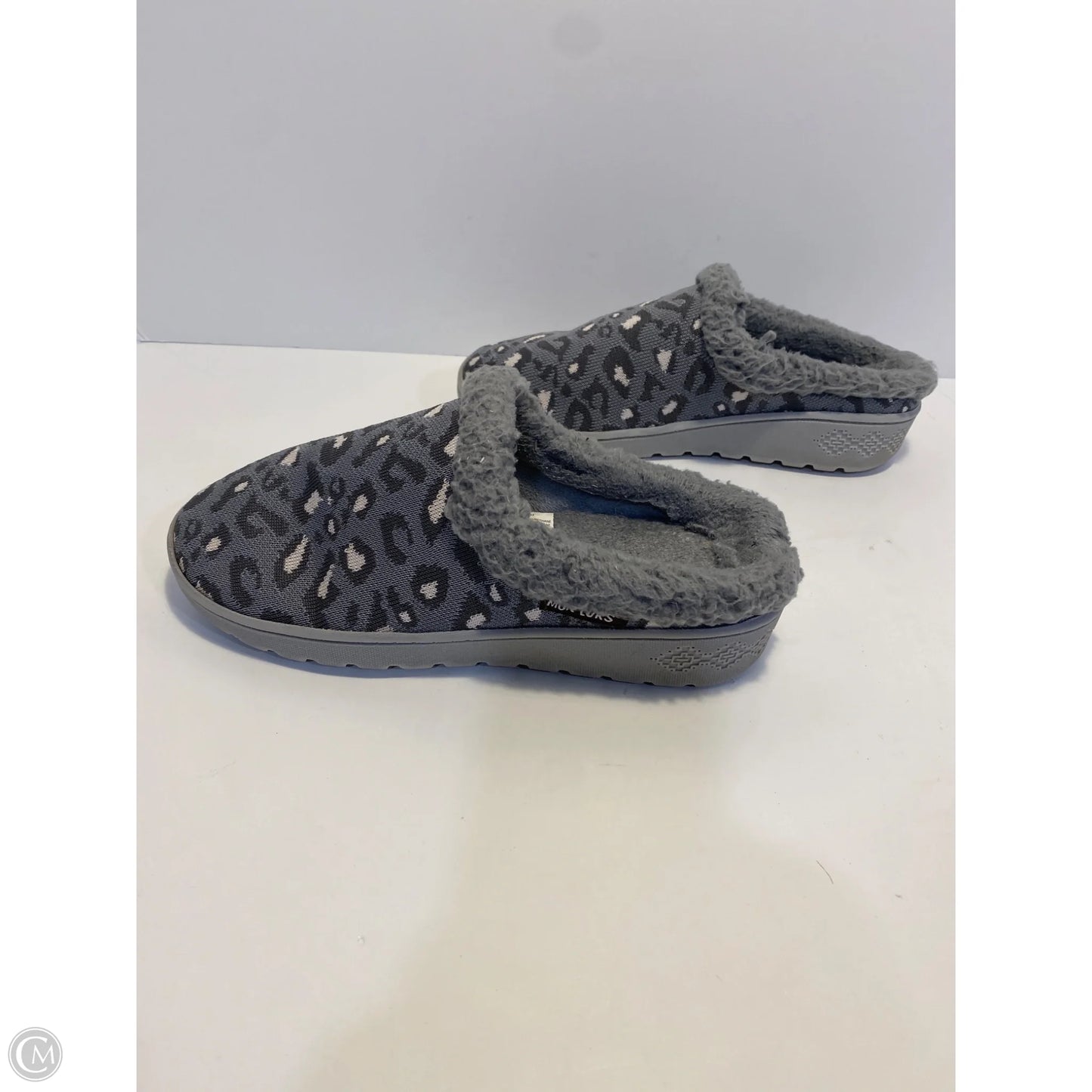 Slippers By Muk Luks In Grey, Size: 5