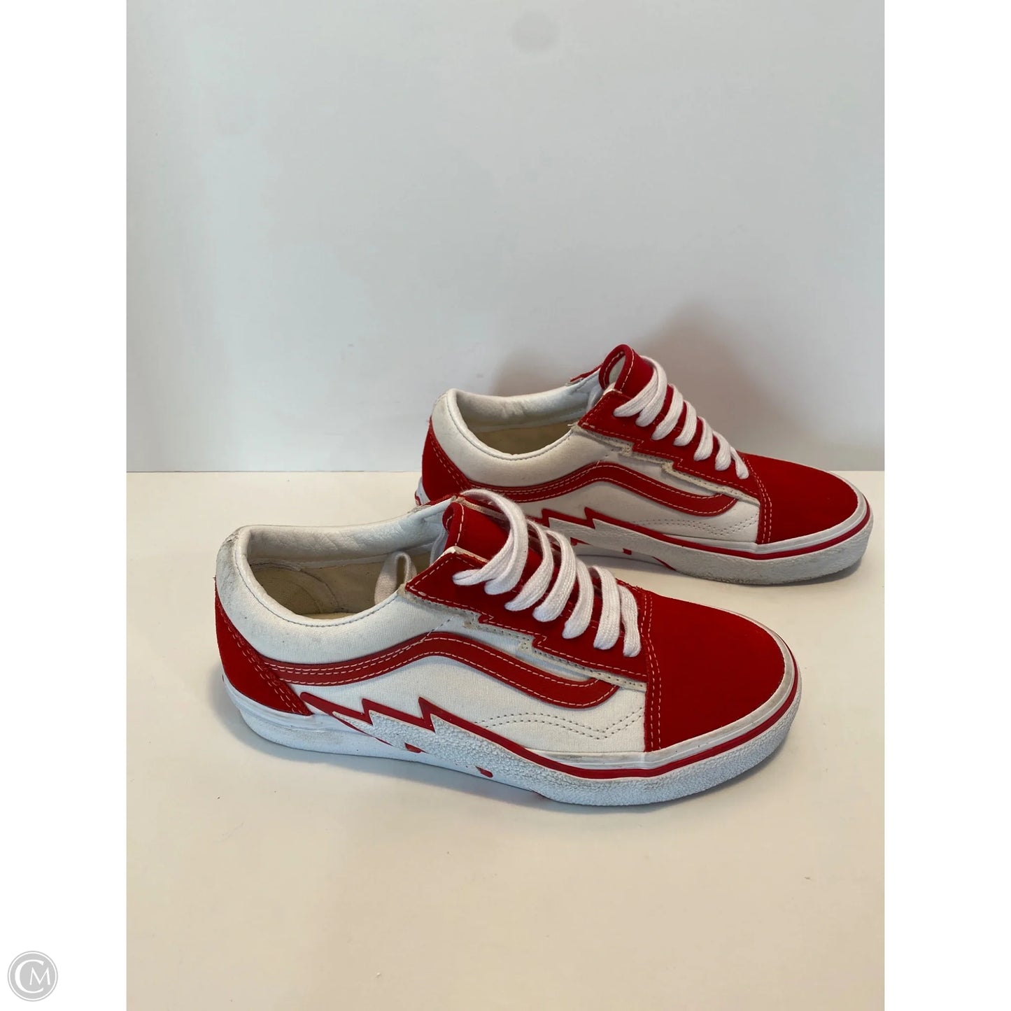 Shoes Sneakers By Vans In Red, Size: 7