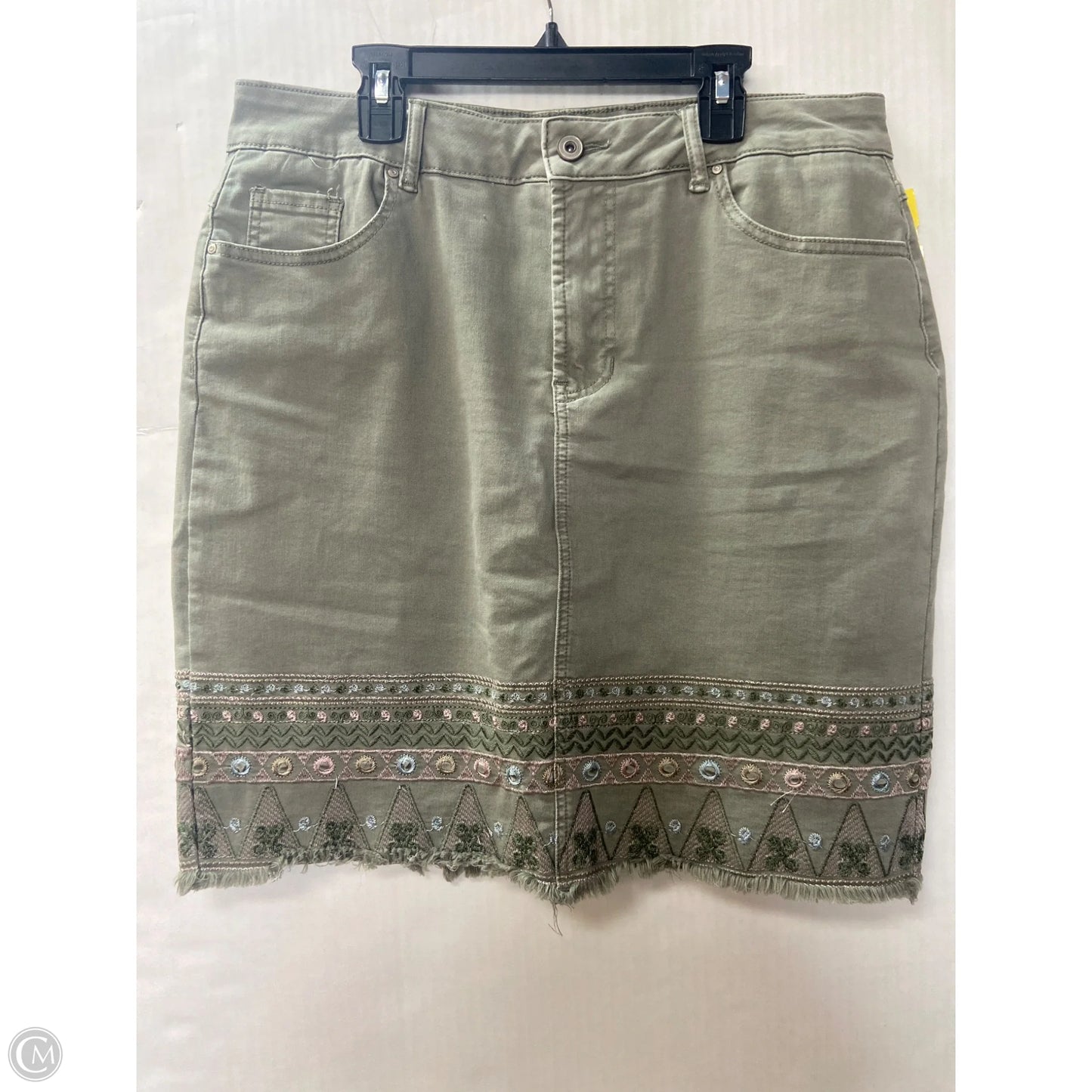 Skirt Mini & Short By Charlie B In Green, Size: 12