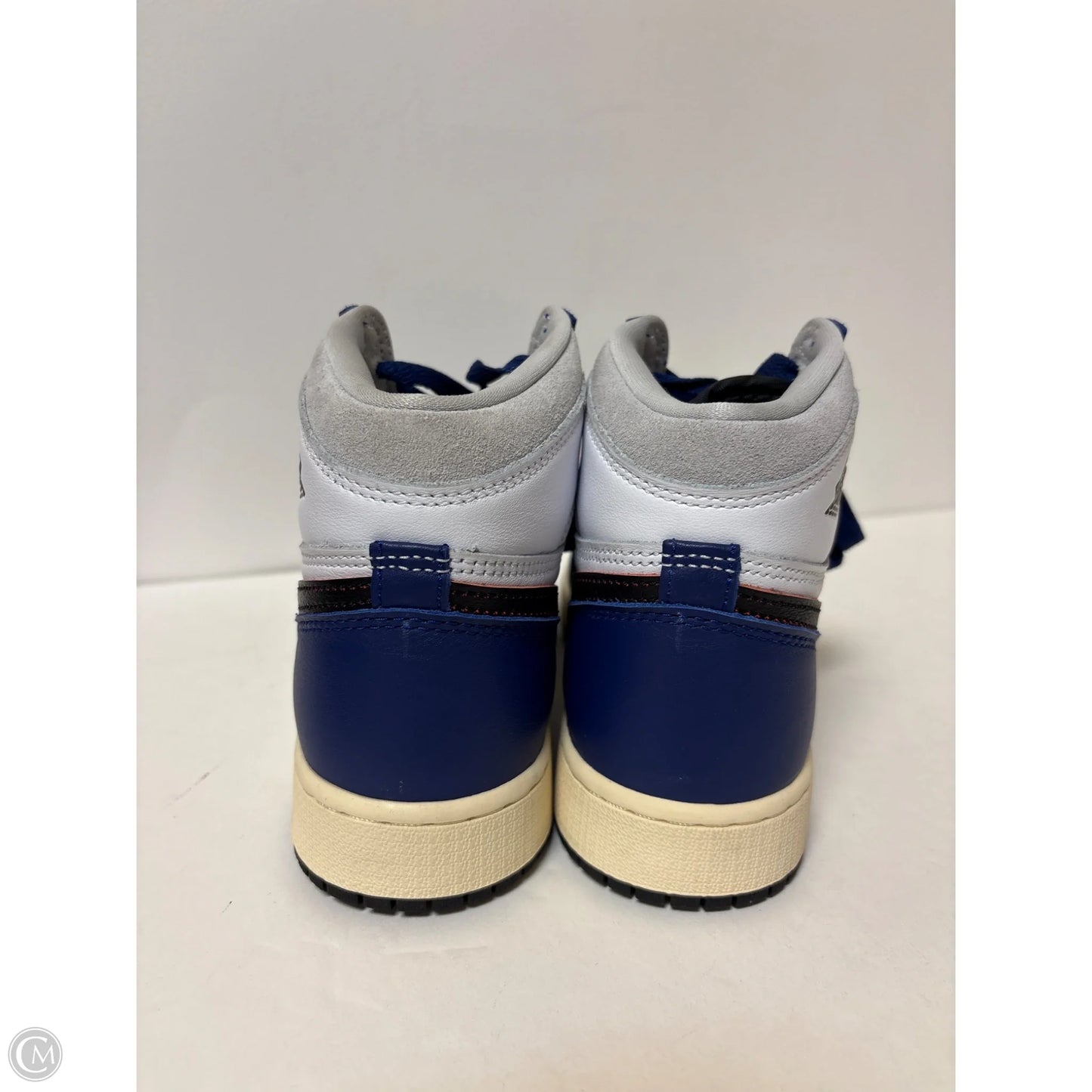 Shoes Athletic By Nike In White, Size: 7