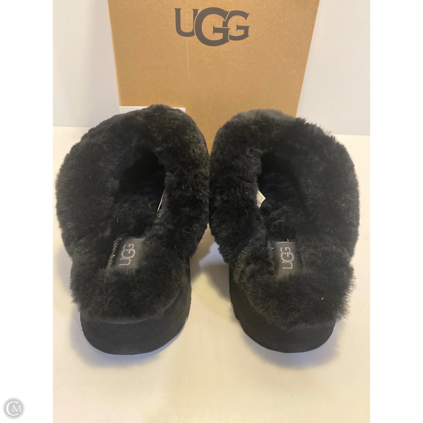 Slippers Designer By Ugg In Black, Size: 7