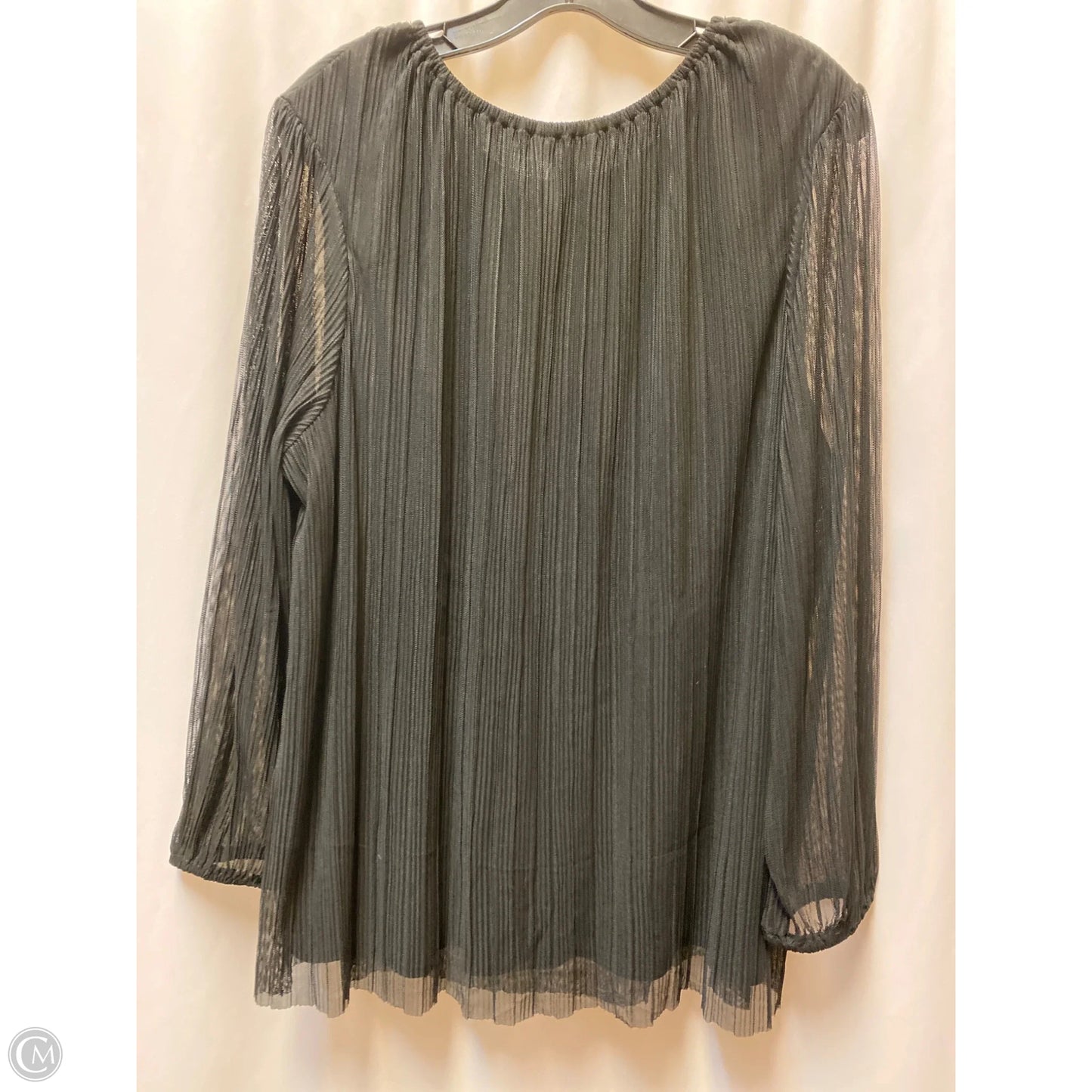 Top Long Sleeve By Terra & Sky In Black, Size: 1x