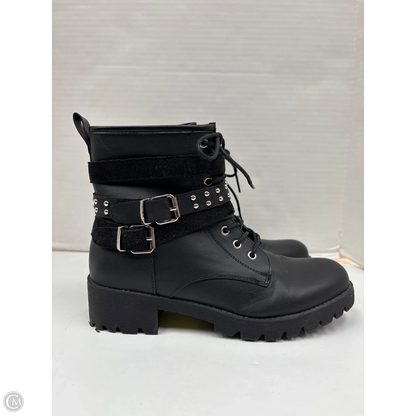 Boots Ankle Flats By Clothes Mentor In Black, Size: 9