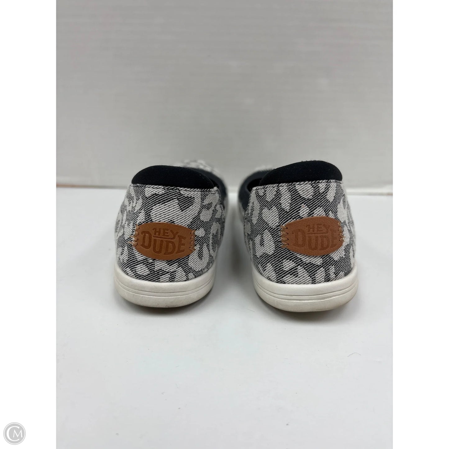 Shoes Flats By Hey Dude In Grey, Size: 8