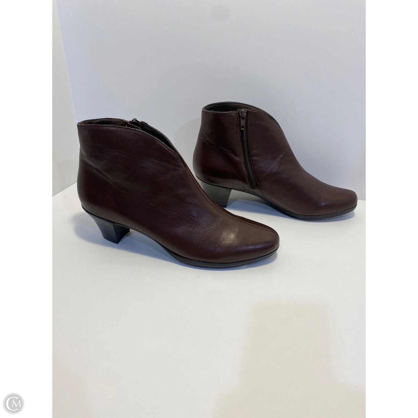 Boots Ankle Heels By Clothes Mentor In Brown, Size: 10.5