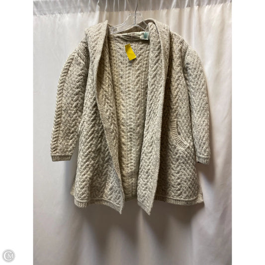 Sweater By Clothes Mentor In Beige, Size: M