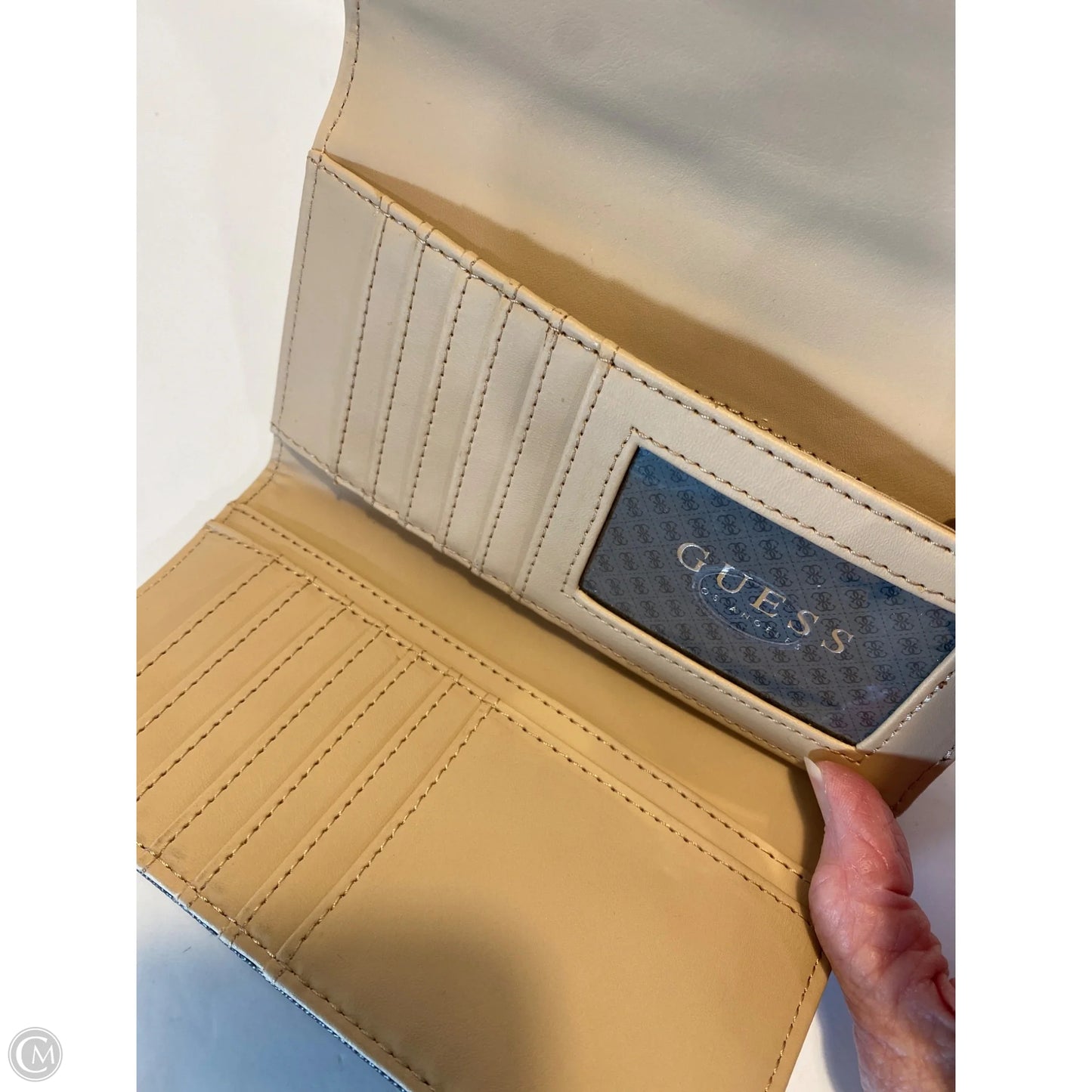 Wallet By Guess, Size: Large