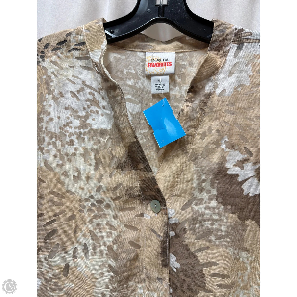 Top 3/4 Sleeve By Ruby Rd In Beige, Size: M