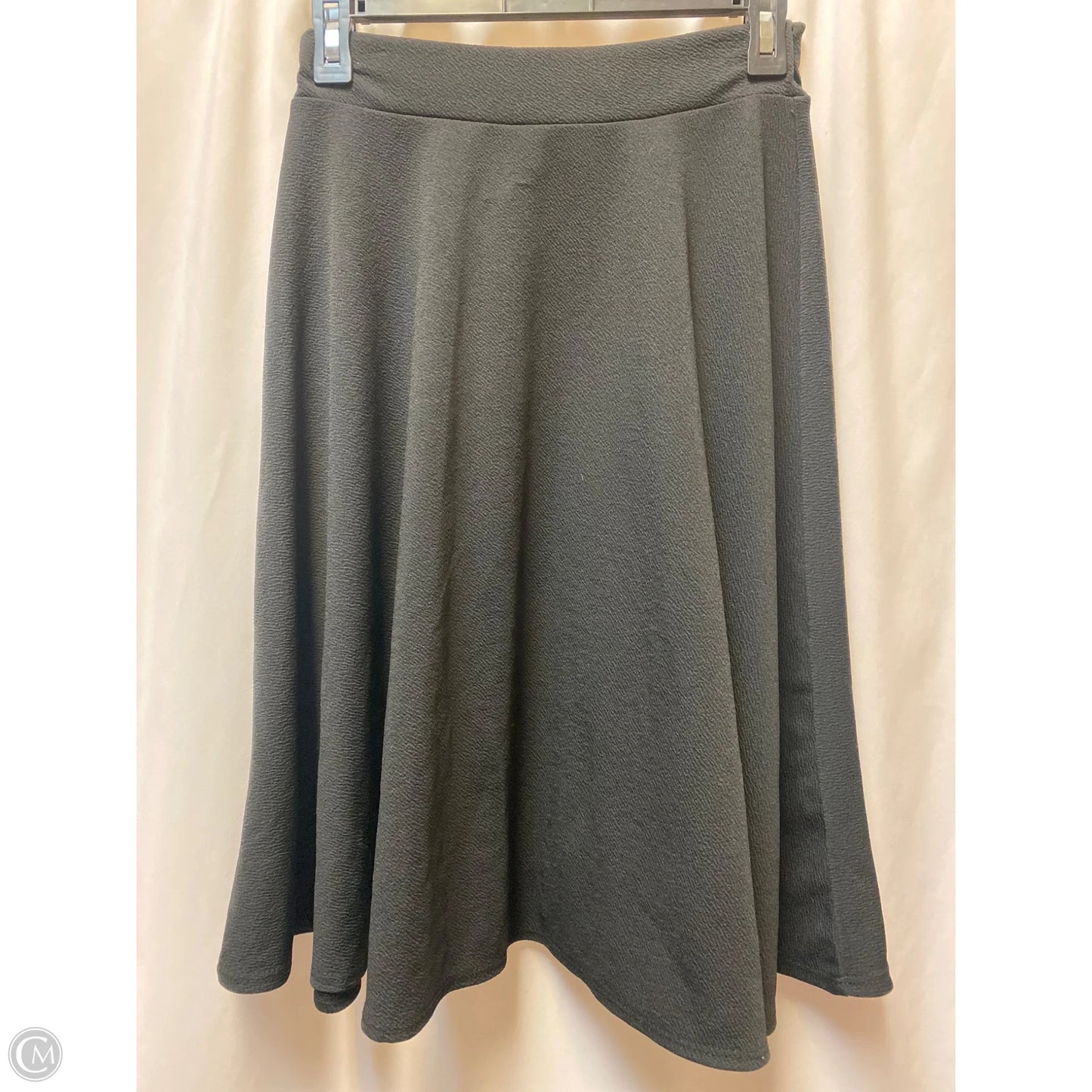 Skirt Midi By Clothes Mentor In Black, Size: M