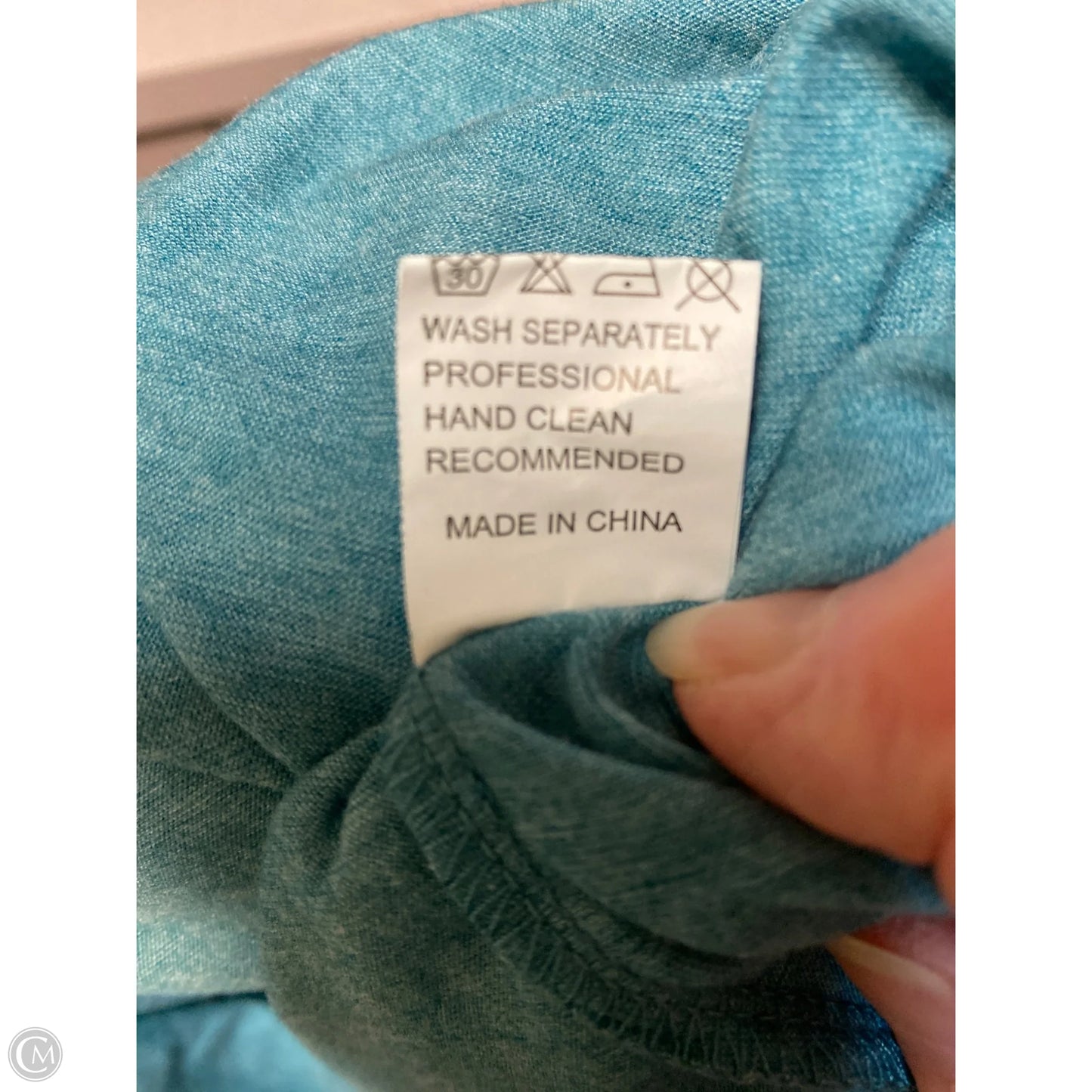 Top Long Sleeve By Clothes Mentor In Teal, Size: L