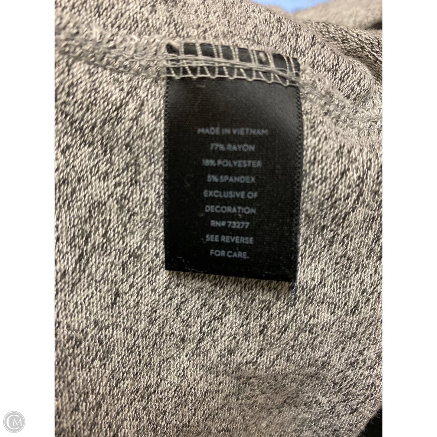 Top Long Sleeve By Simply Vera In Grey, Size: M