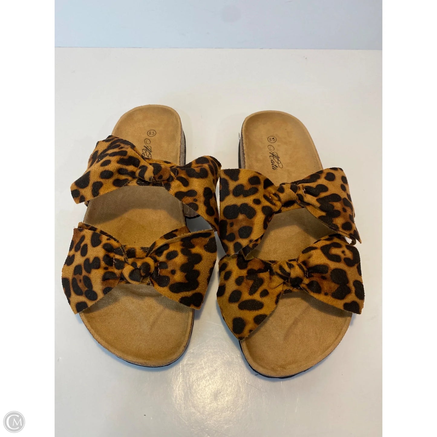 Sandals Flats By Clothes Mentor In Animal Print, Size: 8.5
