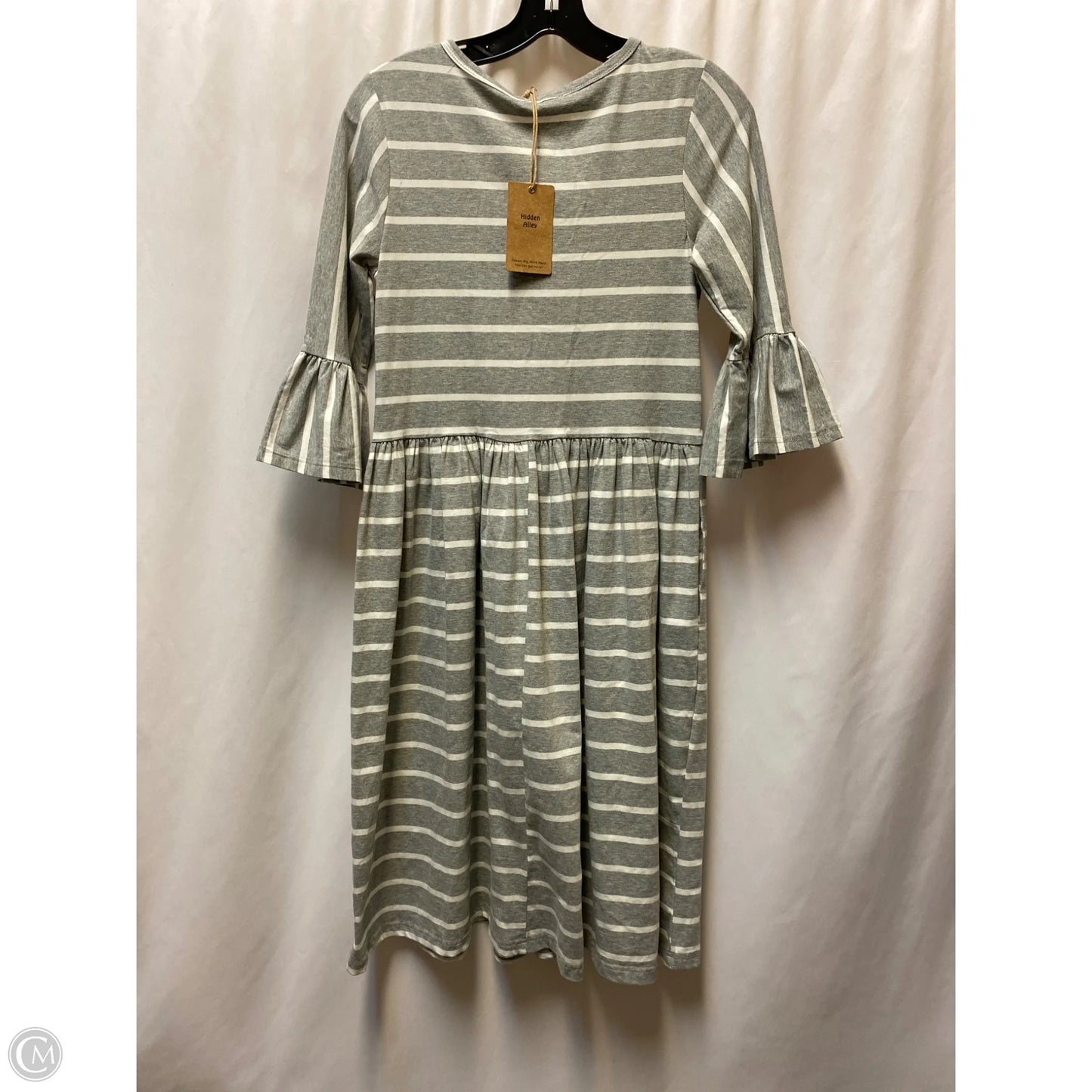 Dress Casual Midi By Clothes Mentor In Grey, Size: S