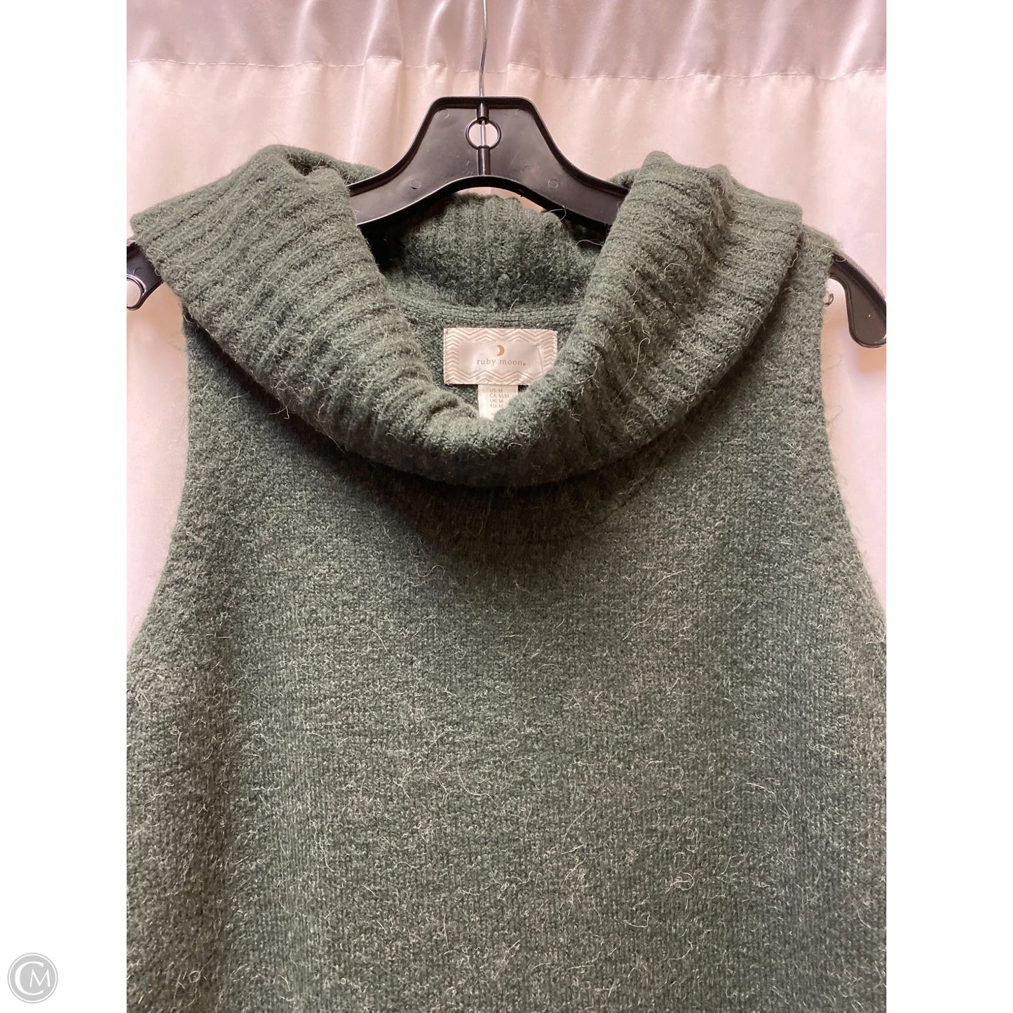 Poncho By Clothes Mentor In Green, Size: M