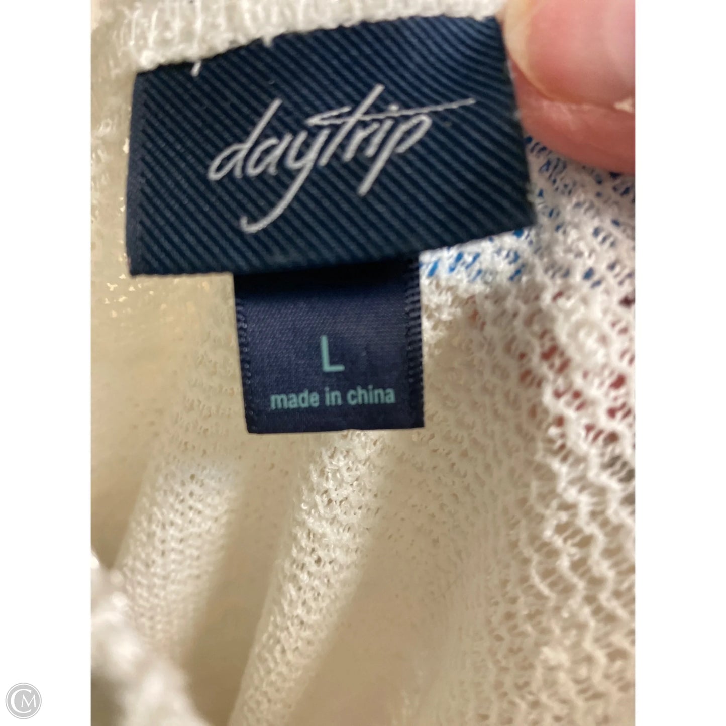 Top Short Sleeve By Daytrip In White, Size: L