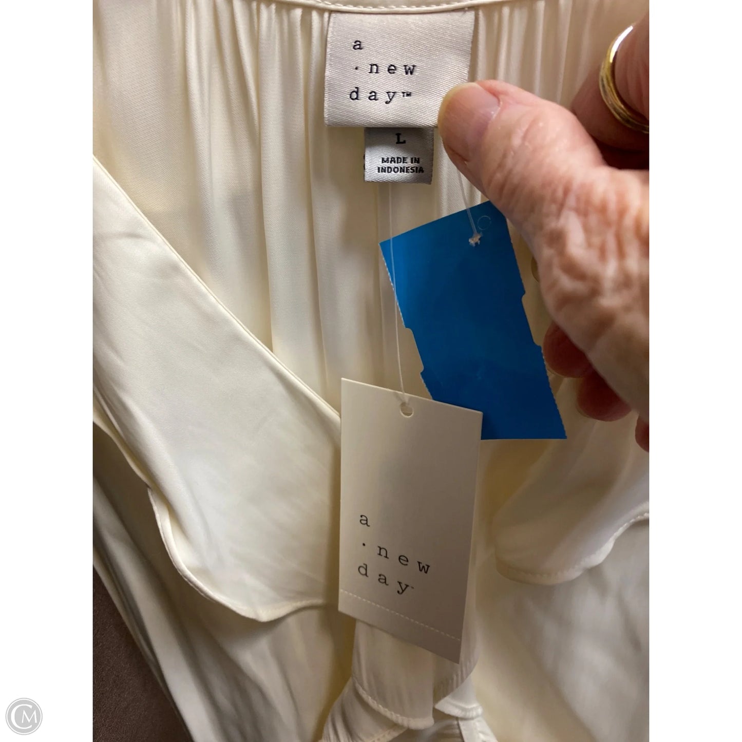 Top Long Sleeve By A New Day In Cream, Size: L