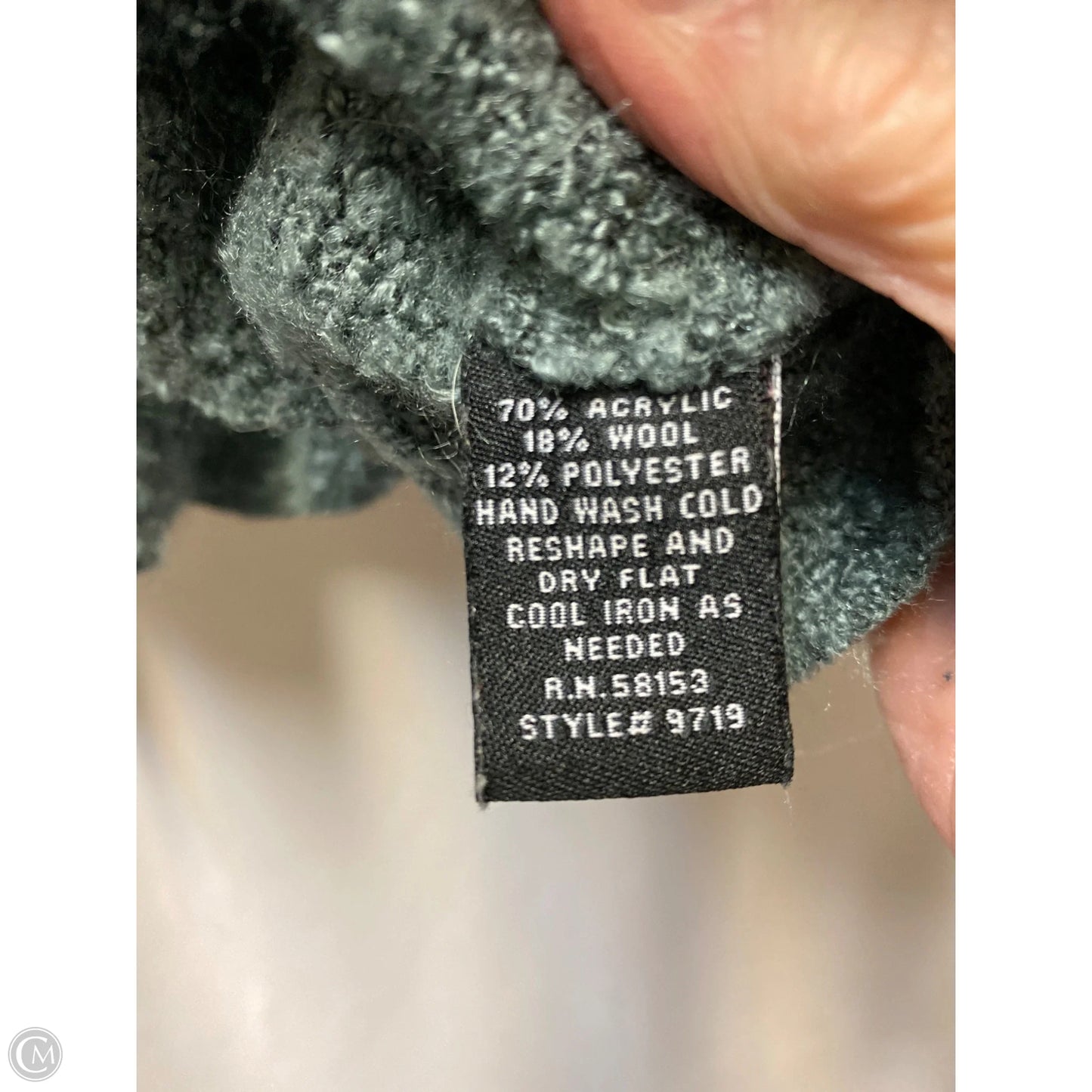 Sweater By Clothes Mentor In Green, Size: M