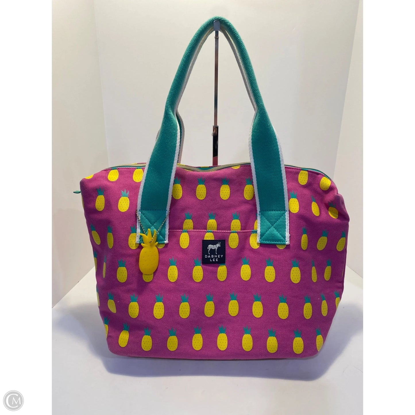 Tote By Clothes Mentor, Size: Large