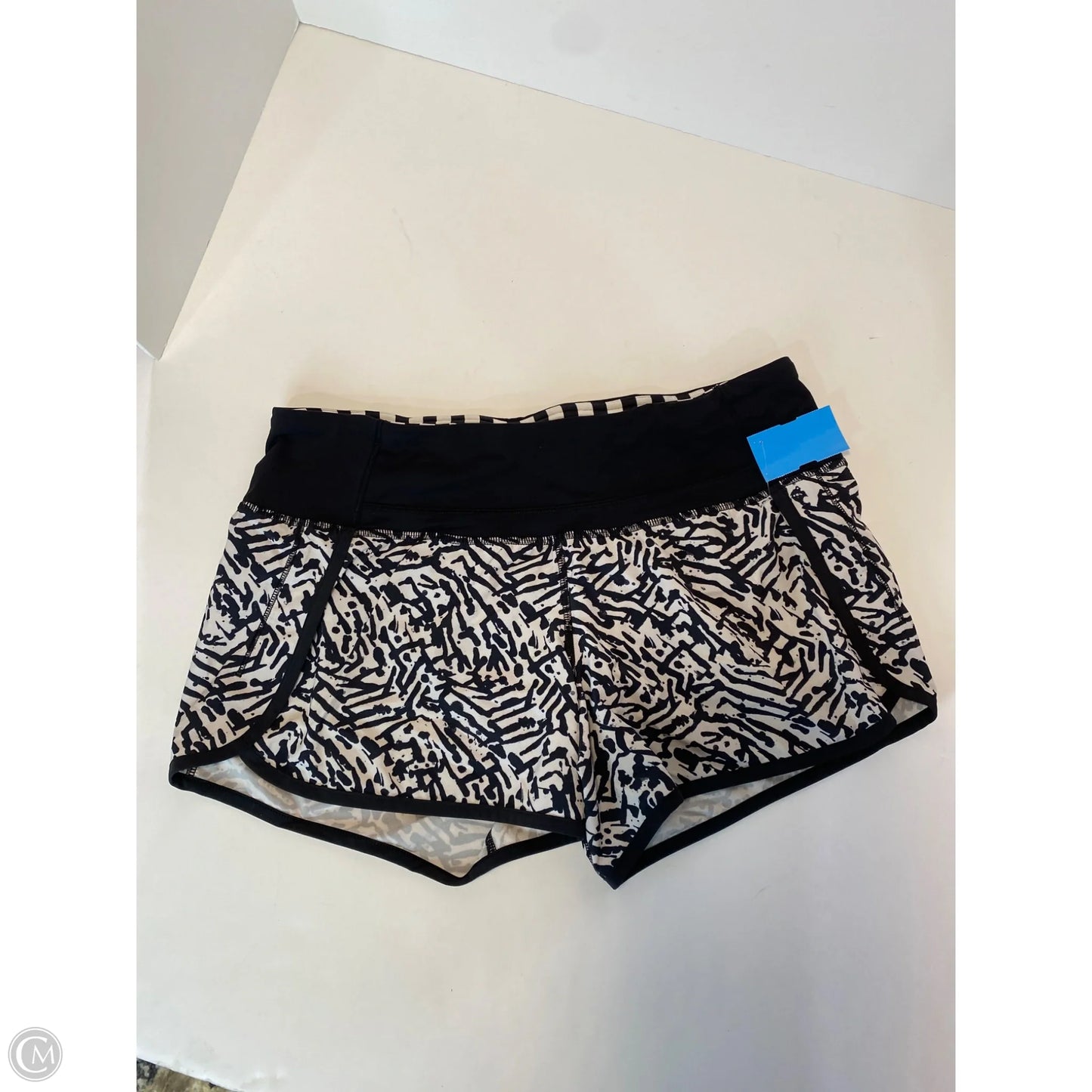 Athletic Shorts By Lululemon In Black & White, Size: 6