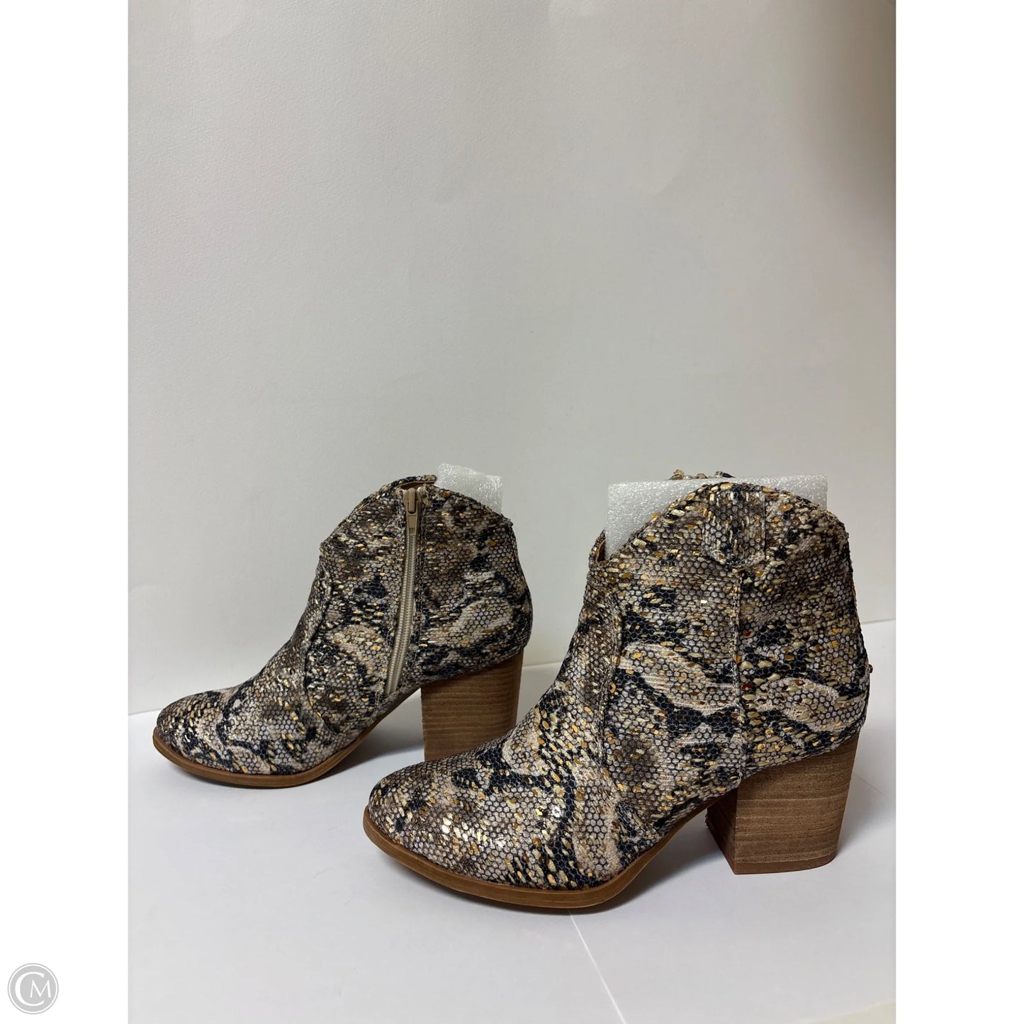 Boots Ankle Heels By Very G In Gold, Size: 7.5