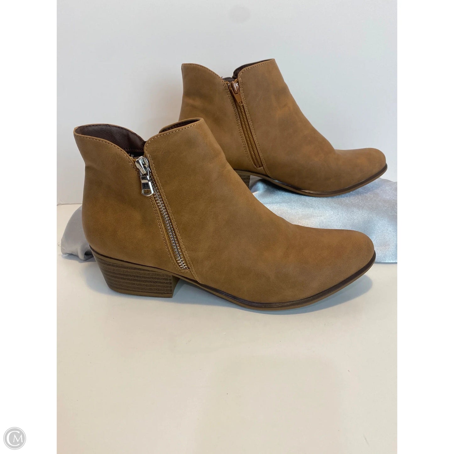 Boots Ankle Heels By Clothes Mentor In Brown, Size: 9