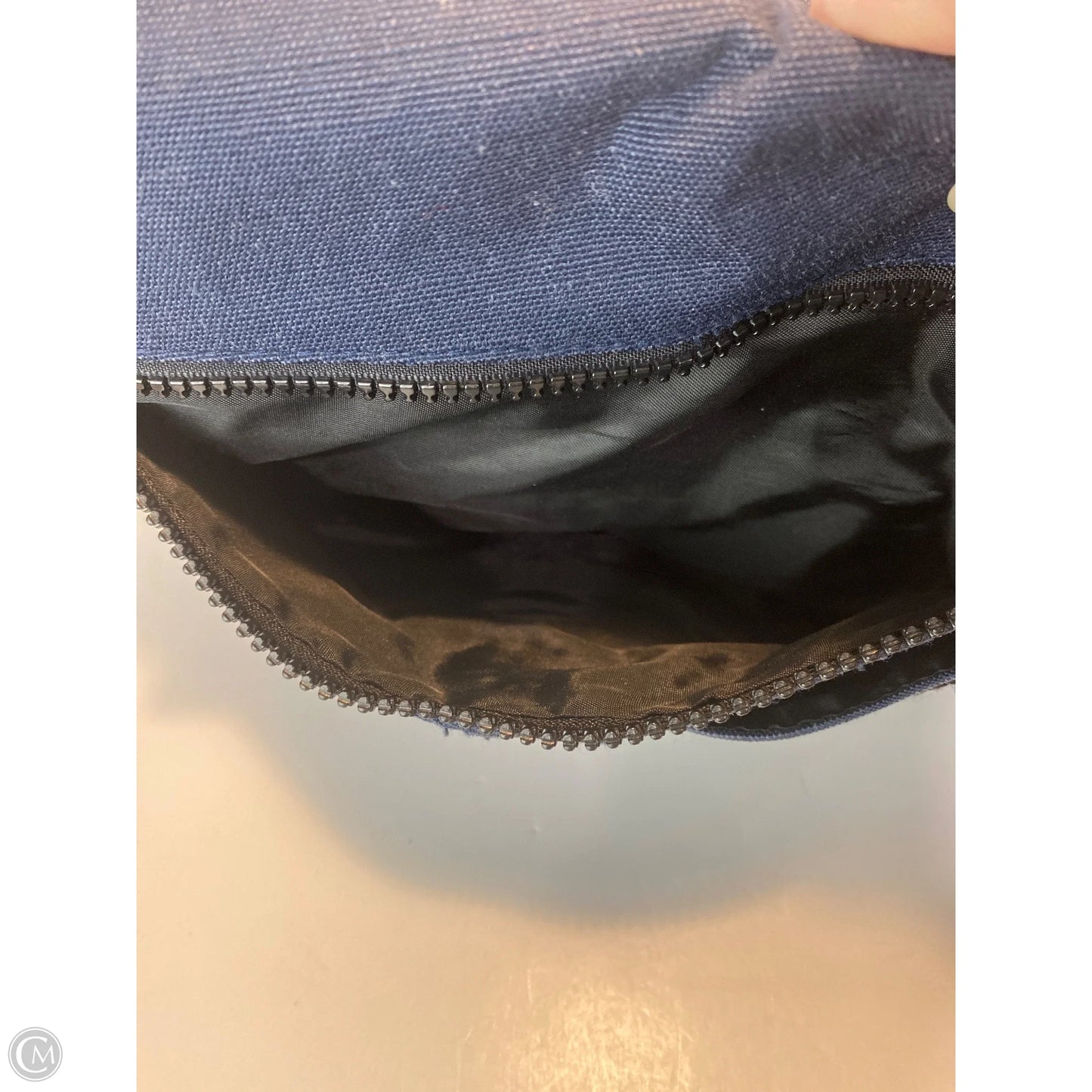 Handbag By Clothes Mentor, Size: Medium