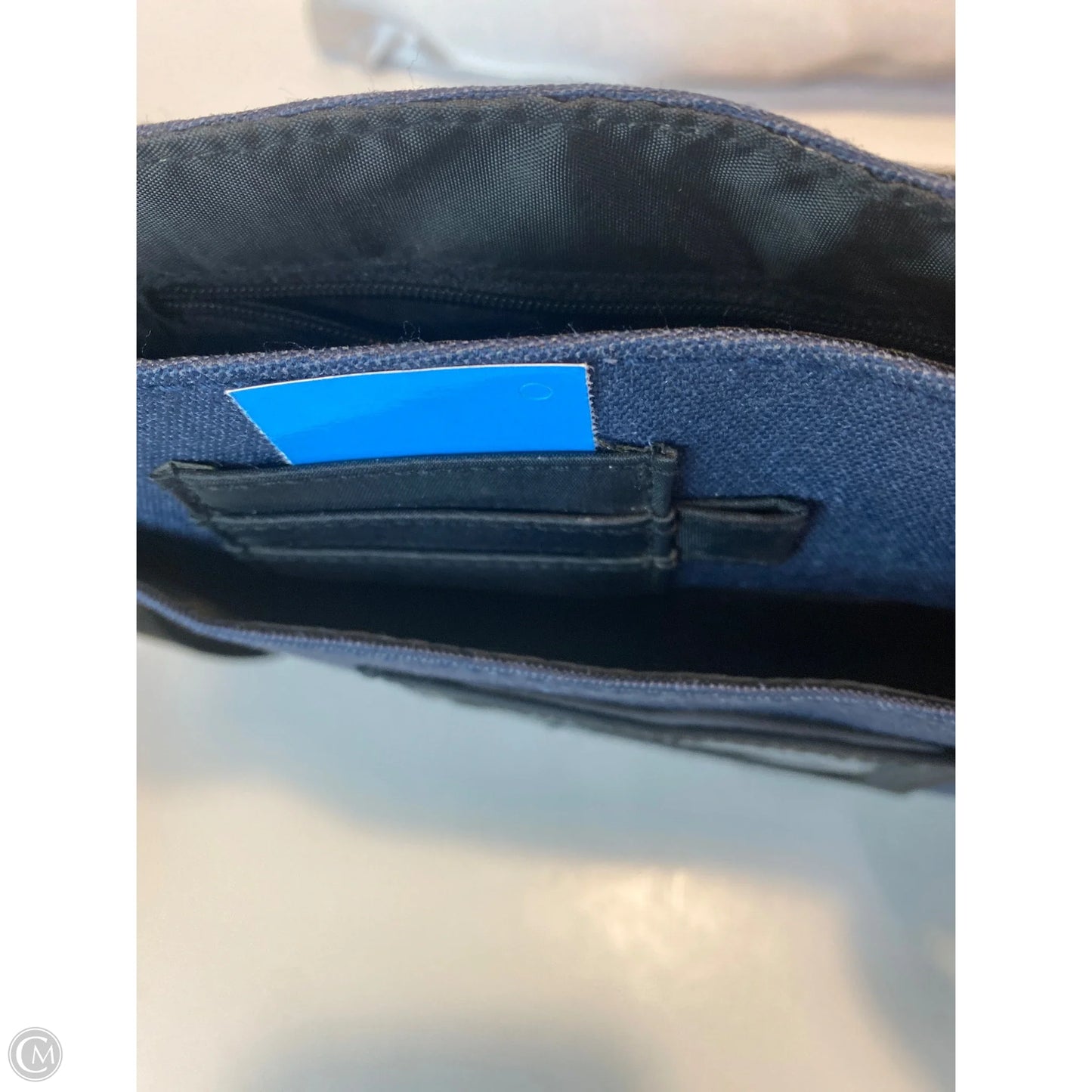 Handbag By Clothes Mentor, Size: Medium