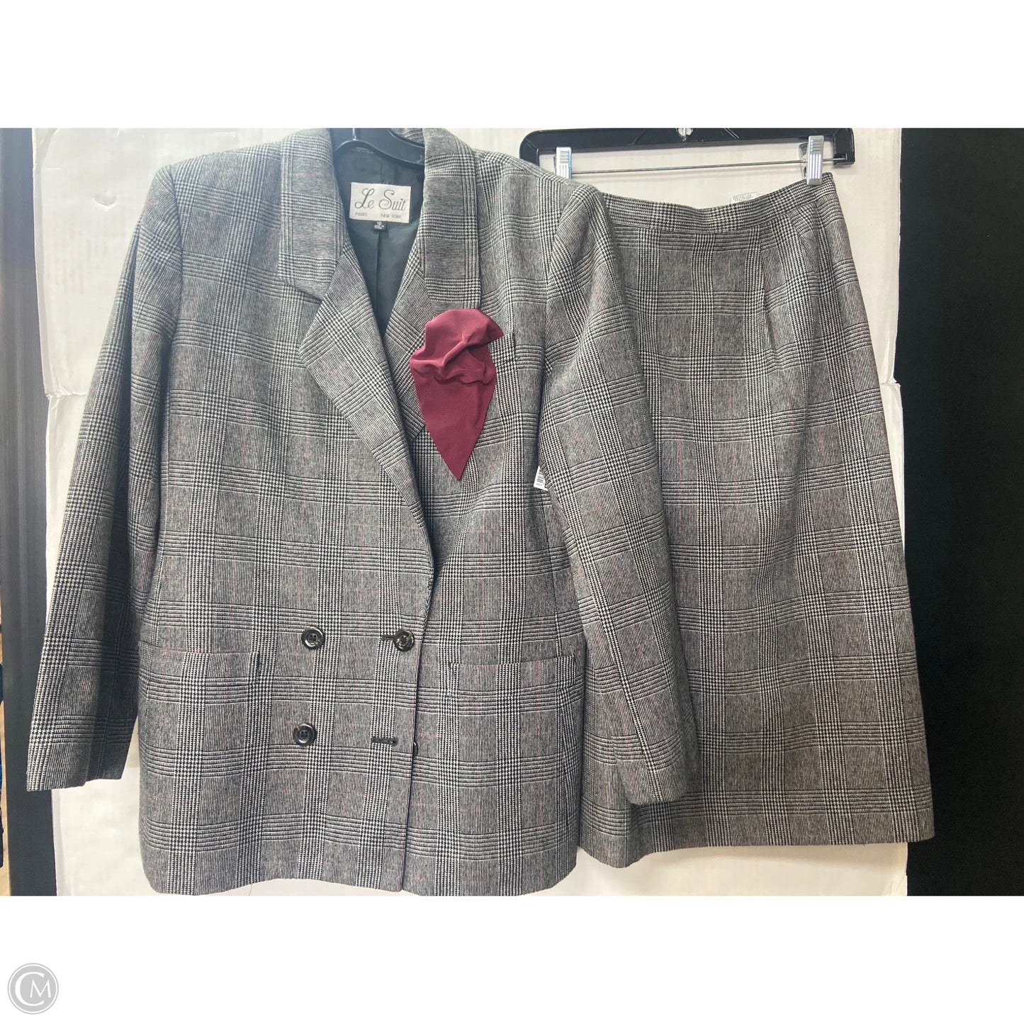 Skirt Suit 2pc By Le Suit In Grey, Size: M