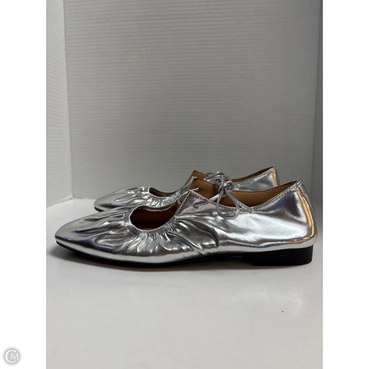 Shoes Flats By Clothes Mentor In Silver, Size: 9.5