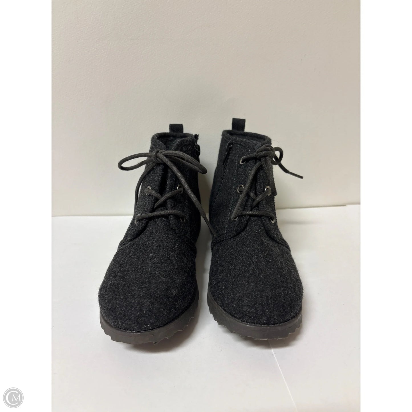 Shoes Flats By Jelly Pop In Grey, Size: 7