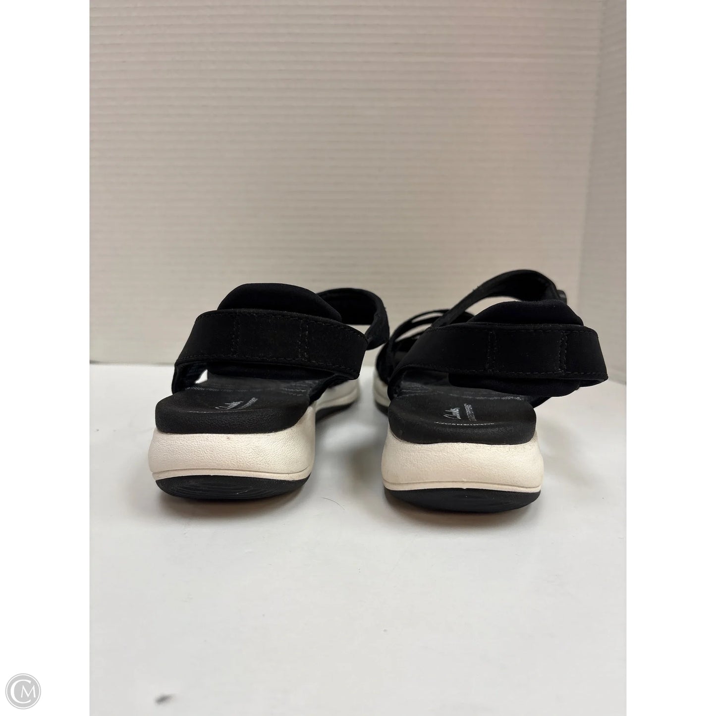 Sandals Flats By Clarks In Black, Size: 7