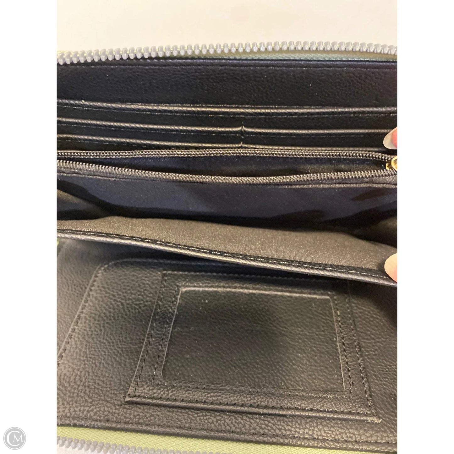 Wallet By Betsey Johnson, Size: Large