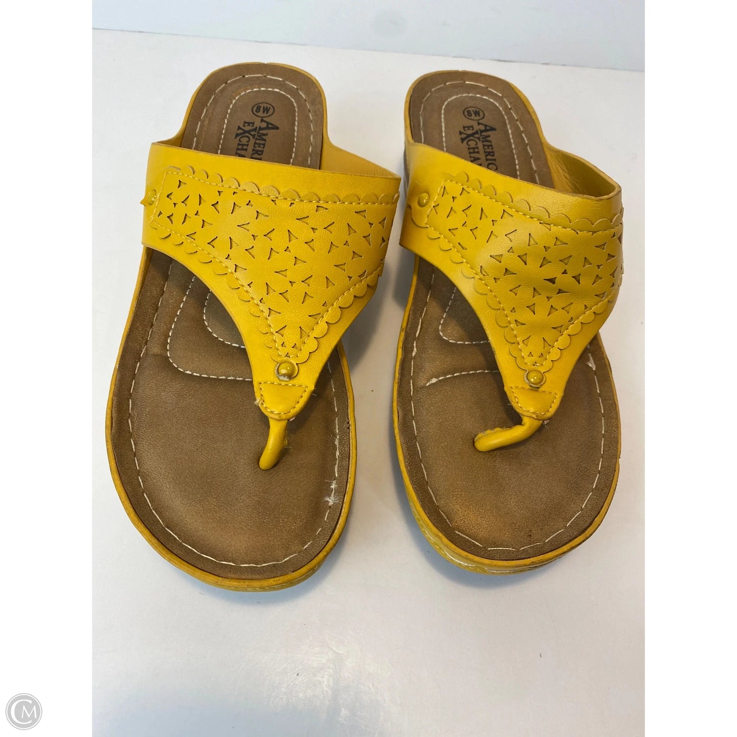 Sandals Flats By Clothes Mentor In Yellow, Size: 8