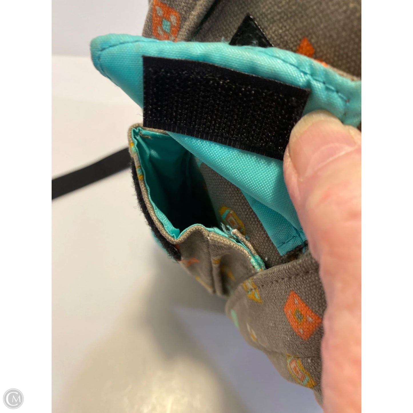 Crossbody By Kavu, Size: Medium