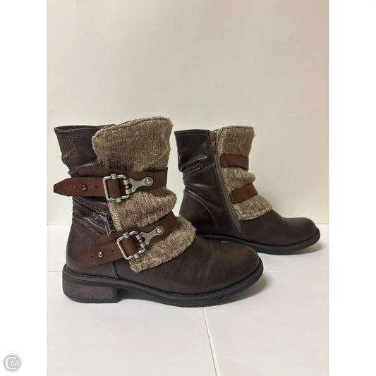 Boots Ankle Flats By Muk Luks In Brown, Size: 7