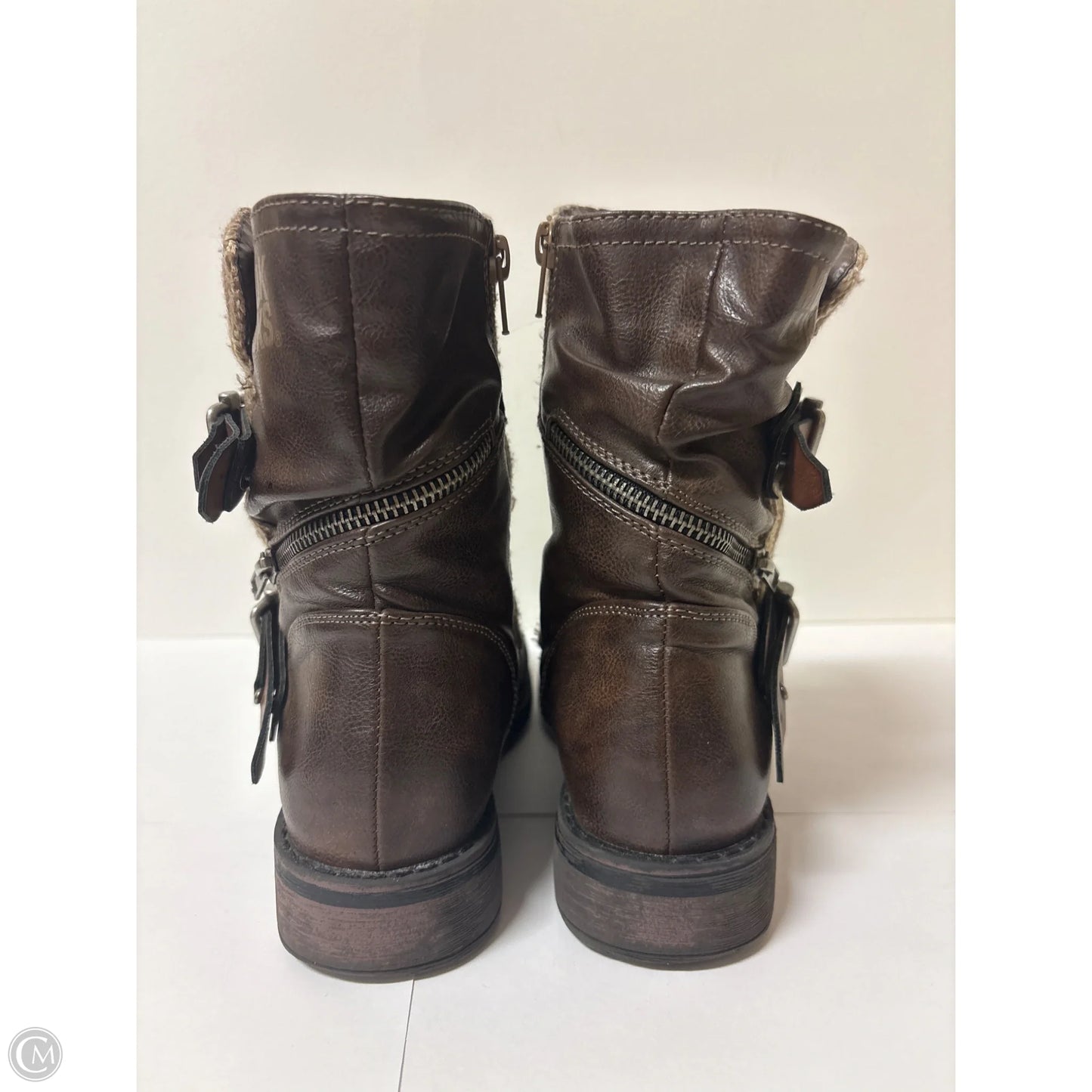 Boots Ankle Flats By Muk Luks In Brown, Size: 7