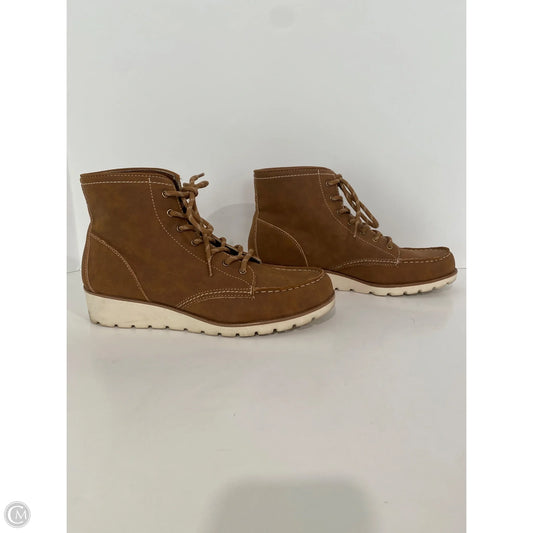 Boots Ankle Flats By St Johns Bay In Brown, Size: 8.5