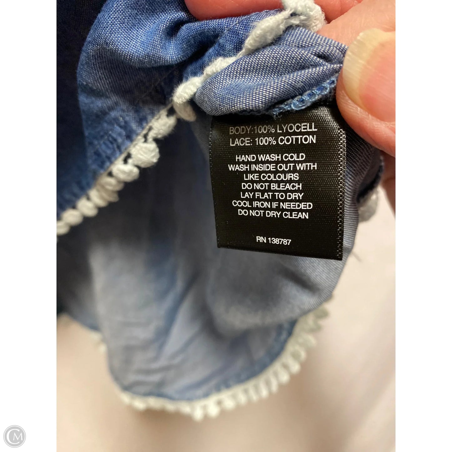 Top Short Sleeve By Signature Studio In Blue, Size: Xl