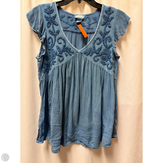 Top Sleeveless By Studio West in Blue. Size: S