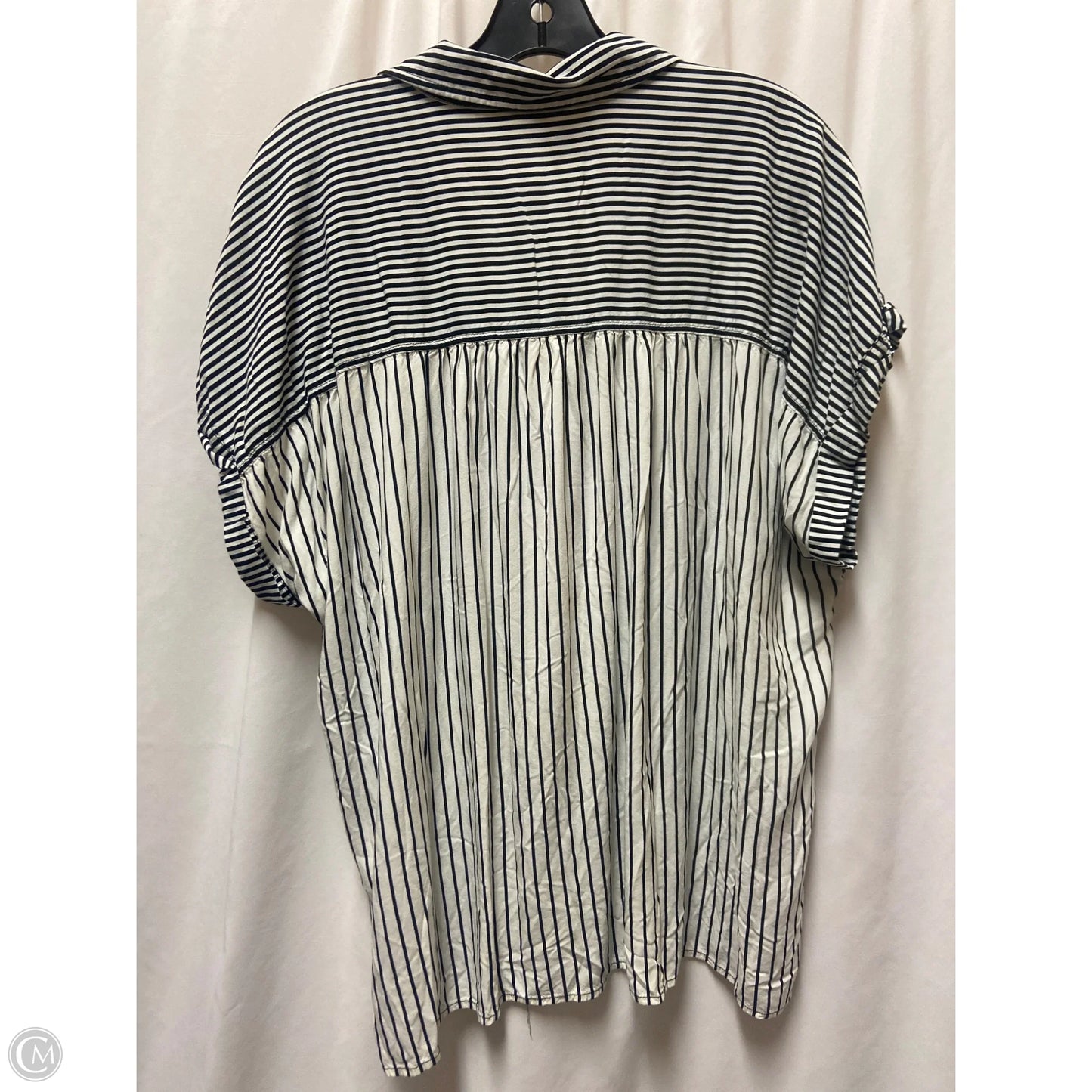Top Short Sleeve By Jane And Delancey In Black & White, Size: 1x