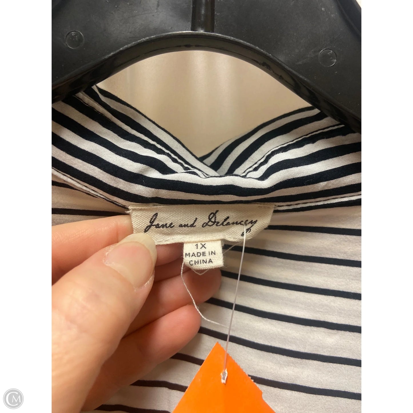 Top Short Sleeve By Jane And Delancey In Black & White, Size: 1x