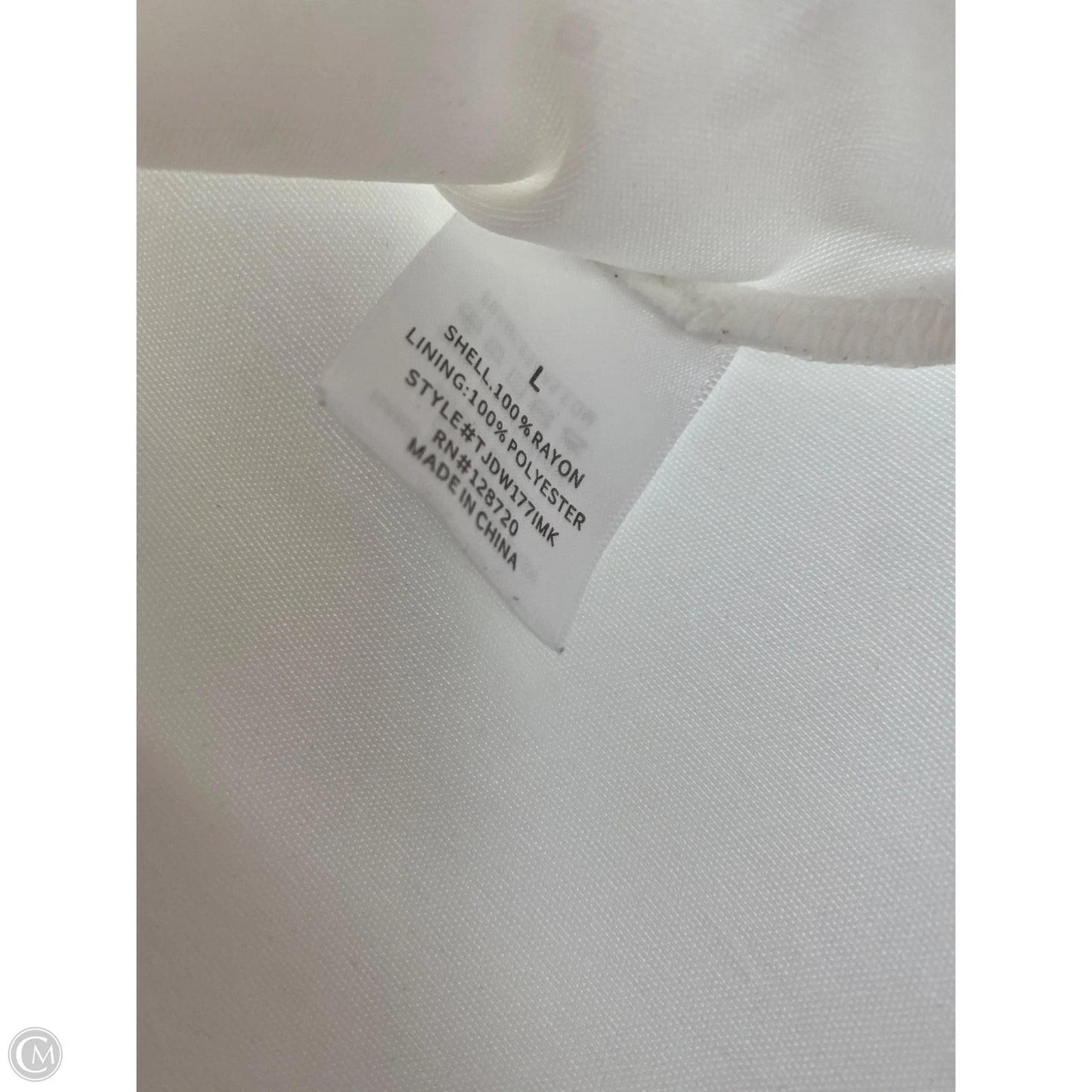 Top Sleeveless By Jun & Ivy In White, Size: L