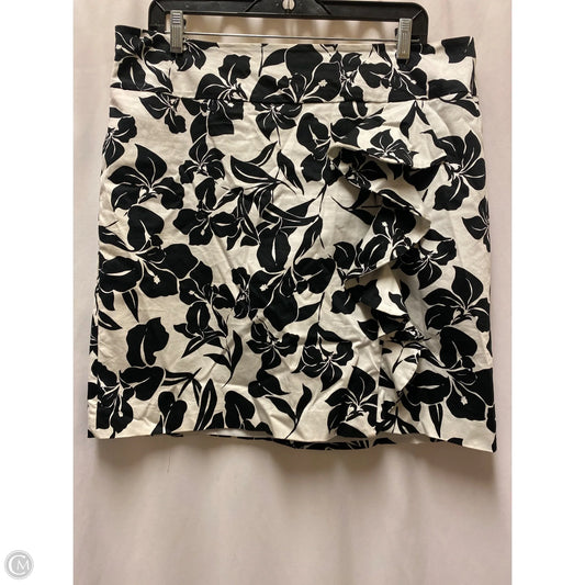 Skirt Mini & Short By Cato In Black & White, Size: 14