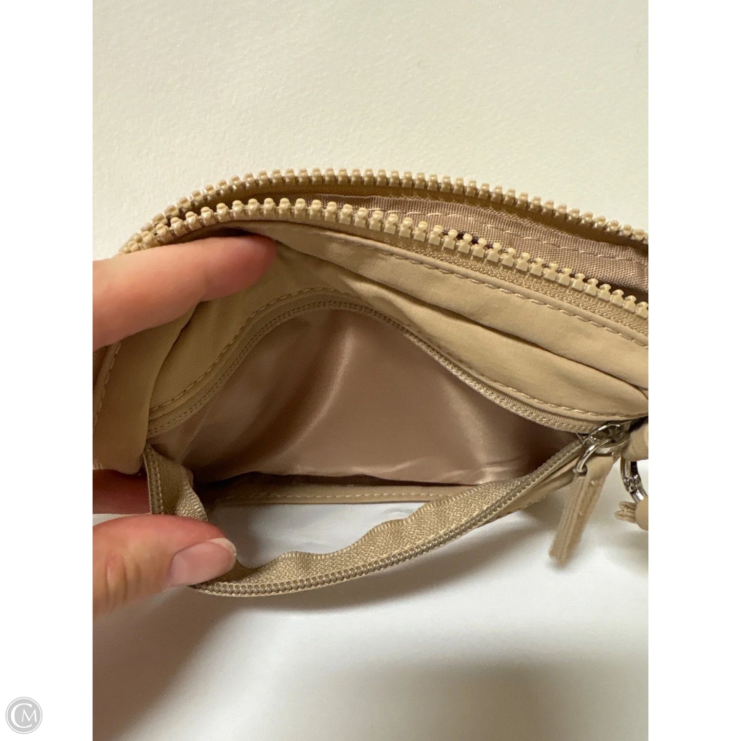 Wristlet By Clothes Mentor, Size: Small