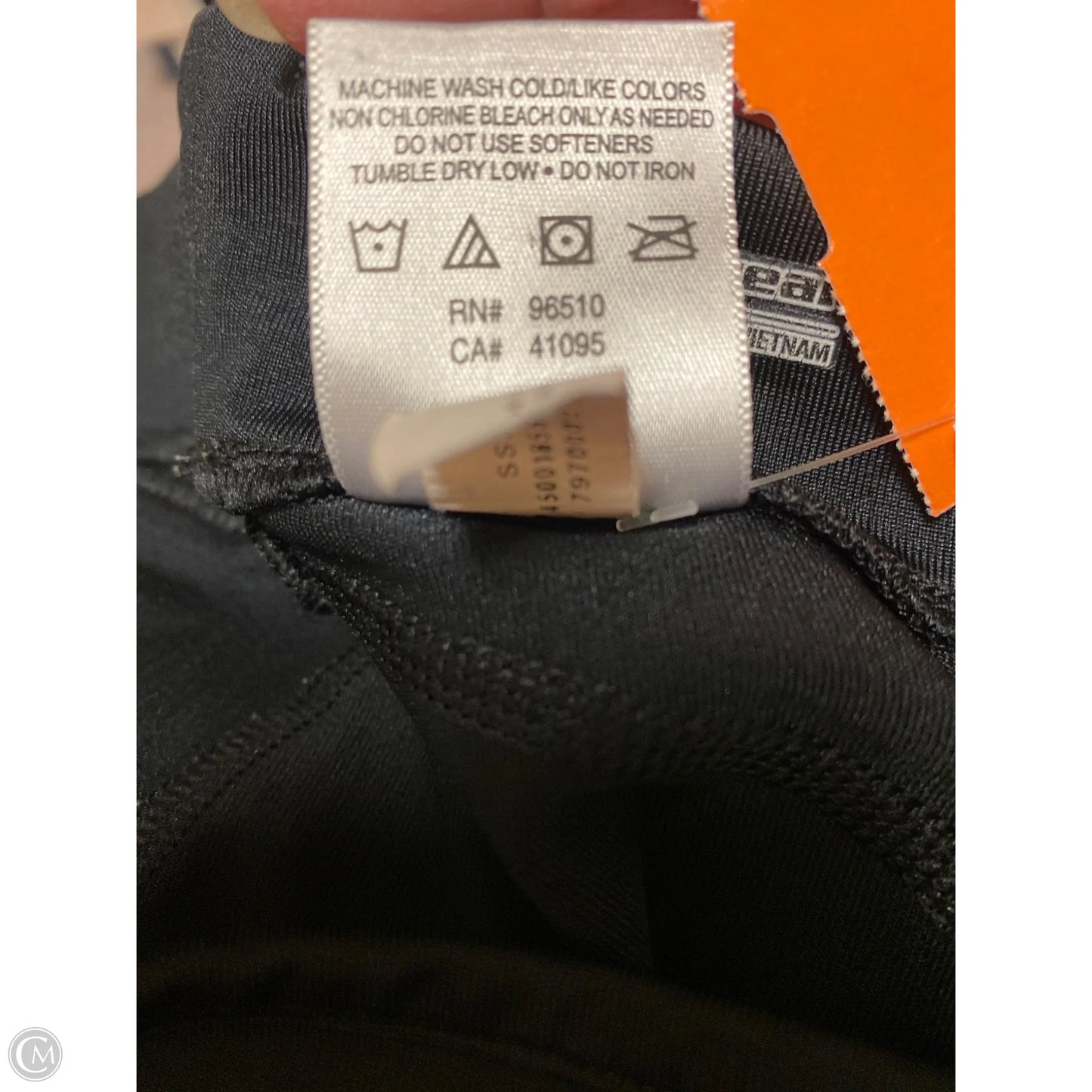 Athletic Capris By Under Armour In Black, Size: Xs