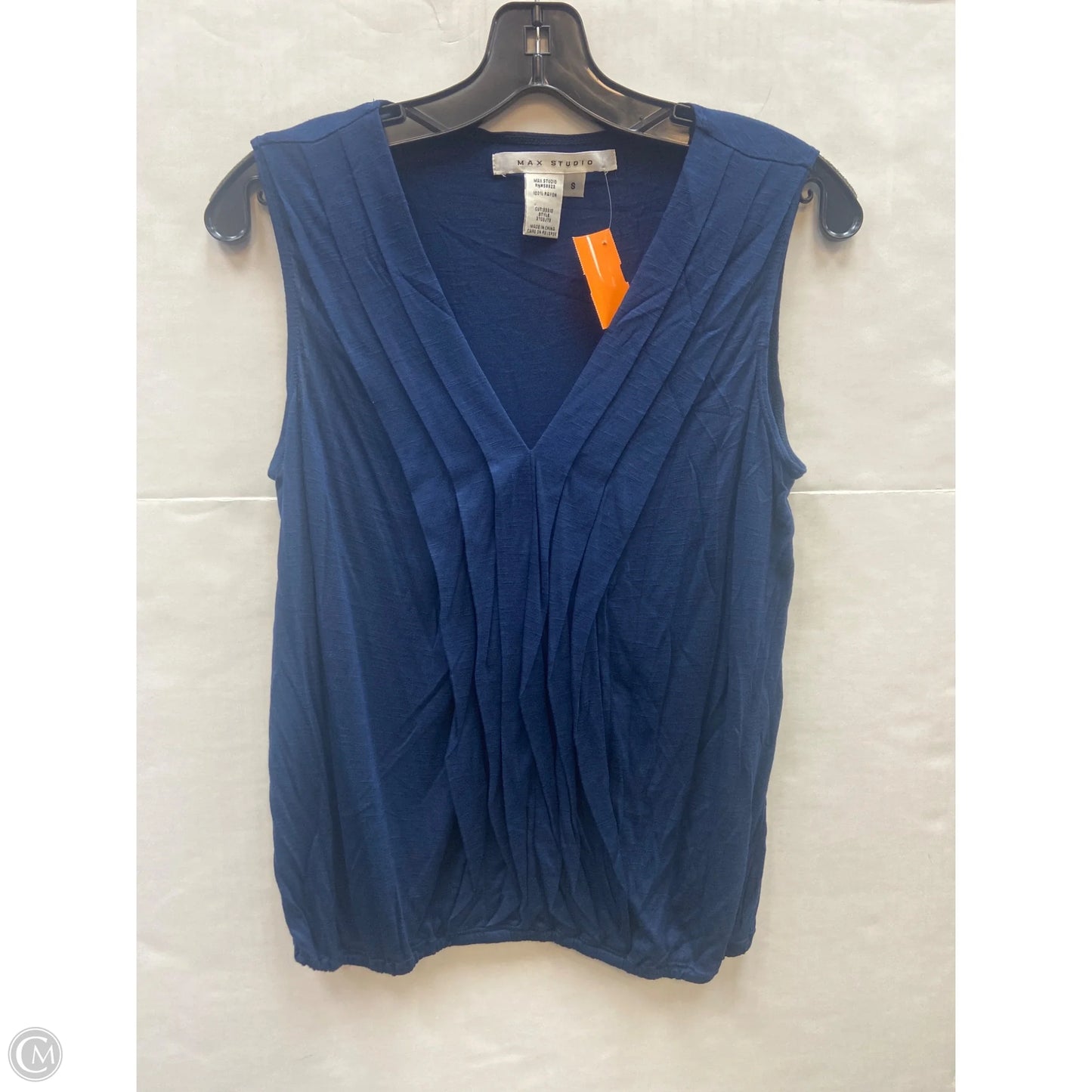 Top Sleeveless By Max Studio In Navy, Size: S